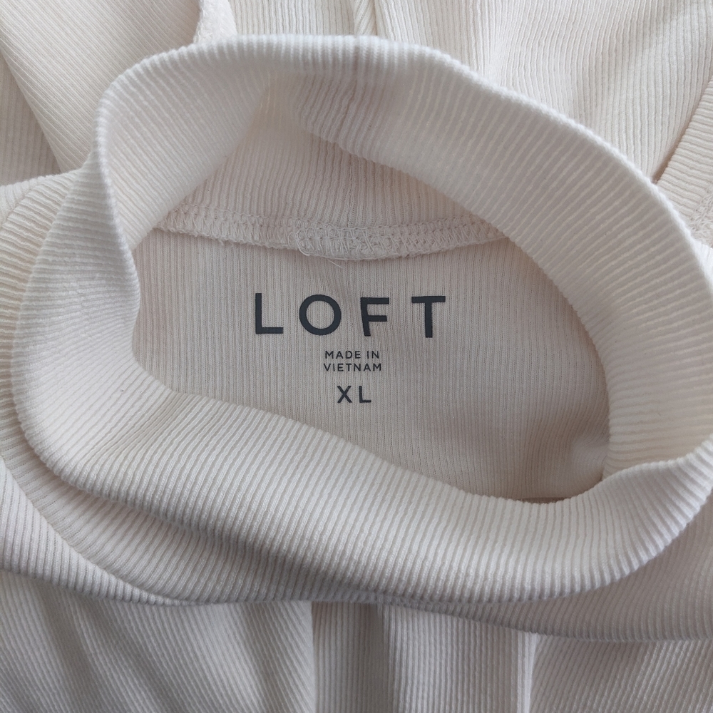 LOFT Ribbed Mock Neck Tank - Picture 4 of 5